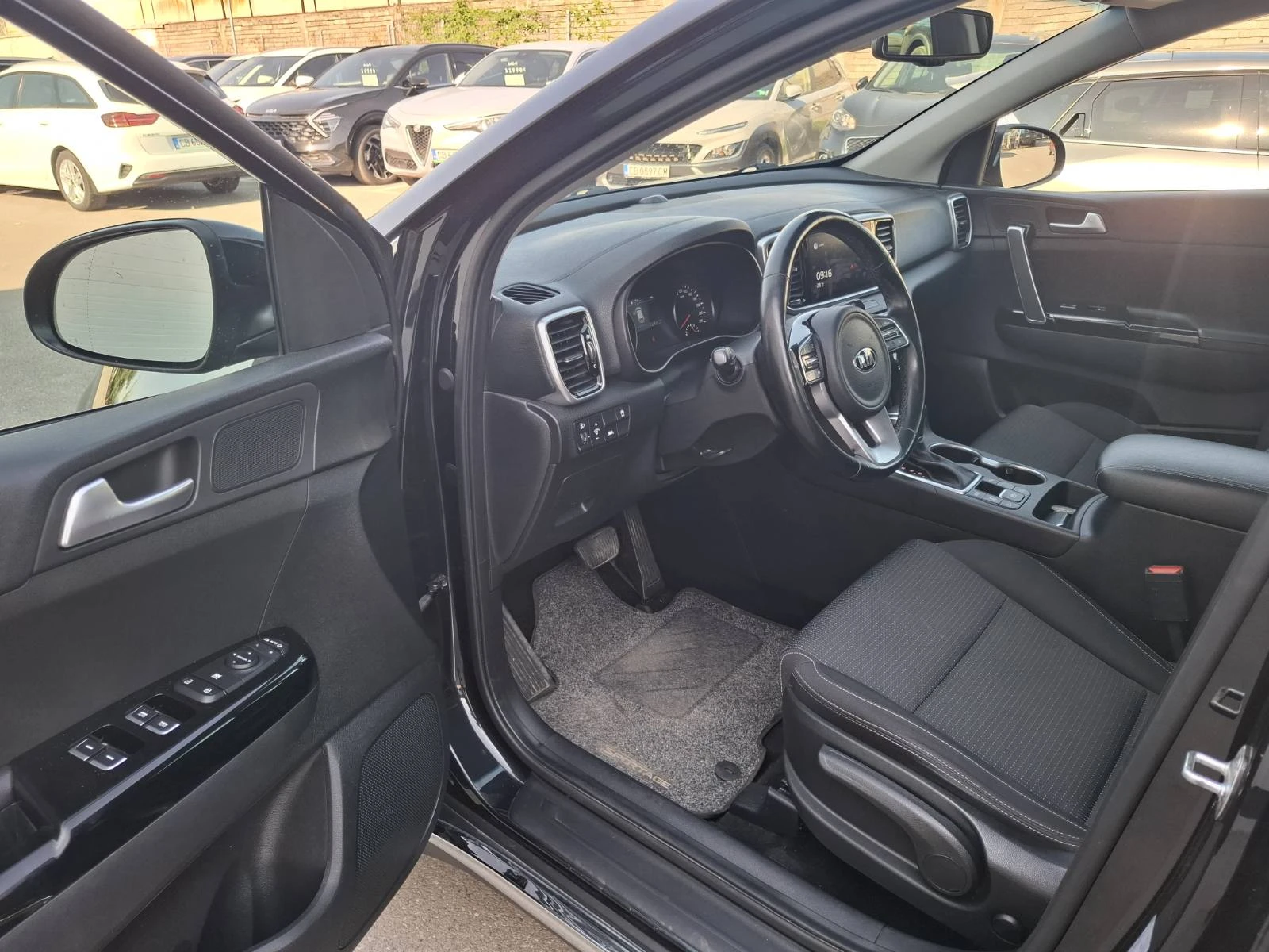 Kia Sportage 1.6 t Gdi EX 4х4 Гаранция, снимка 9 - Автомобили и джипове - 55662471