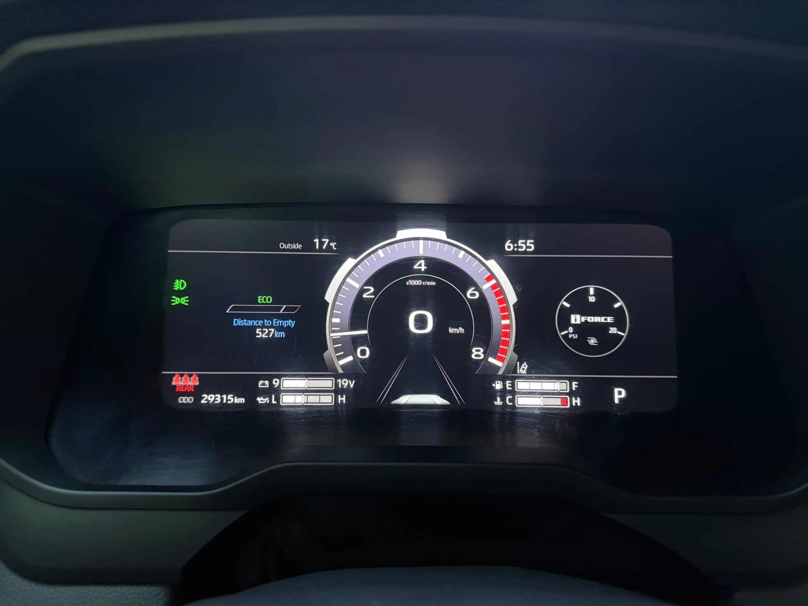 Toyota Tundra 4x4 Crewmax Limited, снимка 8 - Автомобили и джипове - 56248247