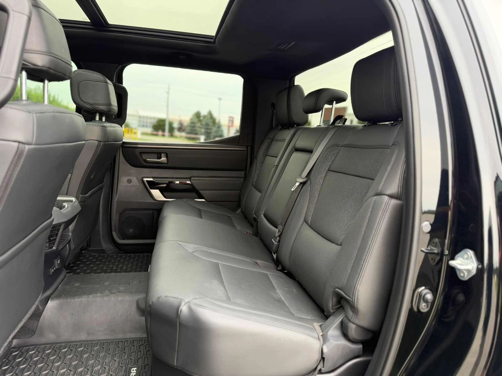 Toyota Tundra 4x4 Crewmax Limited, снимка 10 - Автомобили и джипове - 56248247