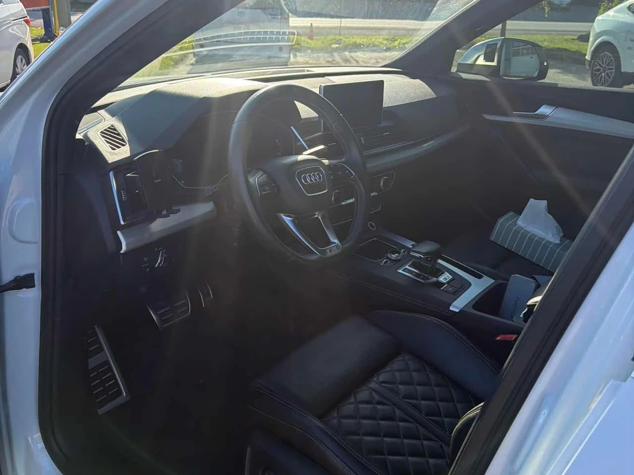 Audi SQ5  TECHNIK / DISTRONIC / 360 / PANORAMA , снимка 7 - Автомобили и джипове - 56256473