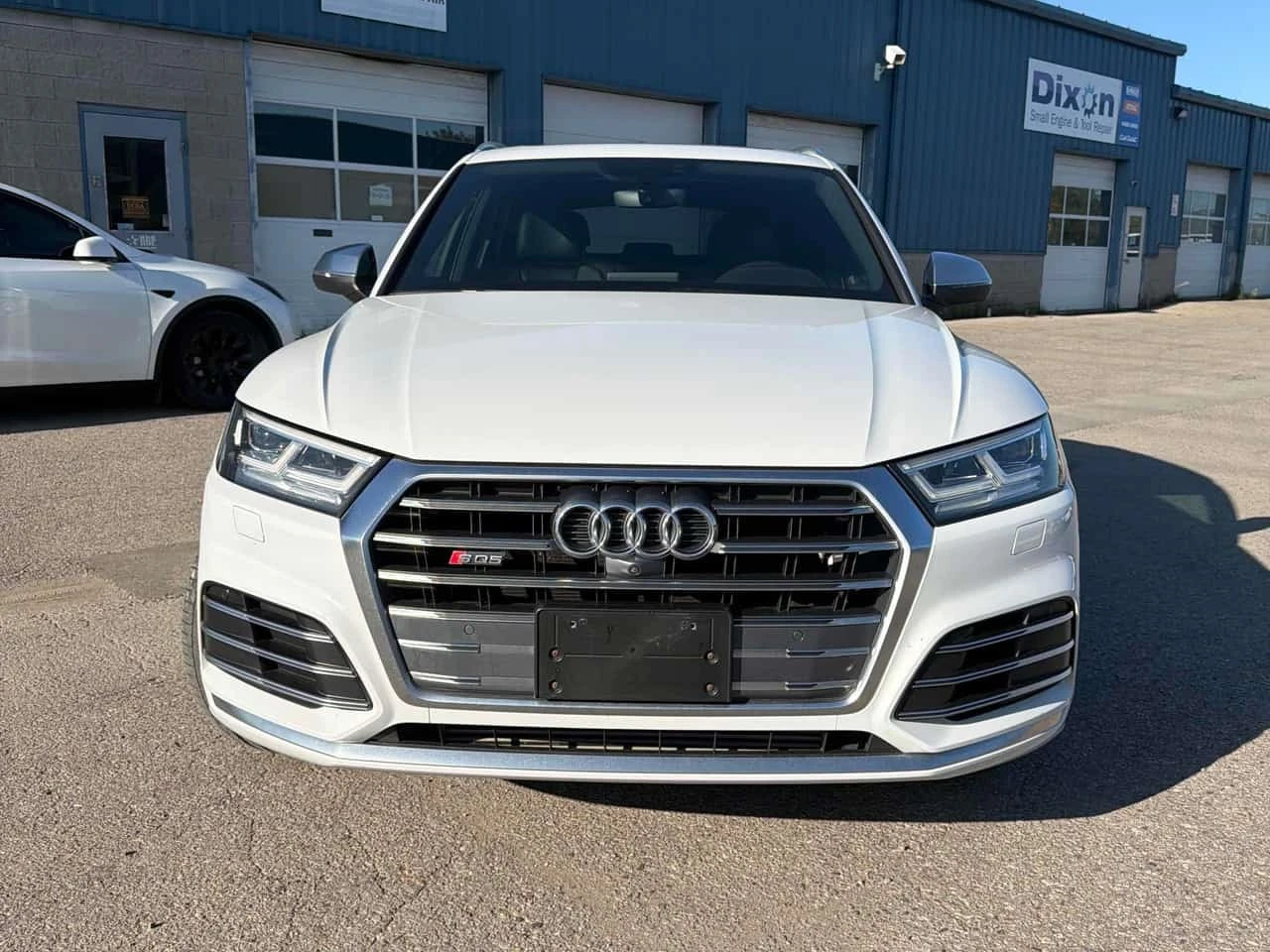 Audi SQ5  TECHNIK / DISTRONIC / 360 / PANORAMA , снимка 5 - Автомобили и джипове - 56256473