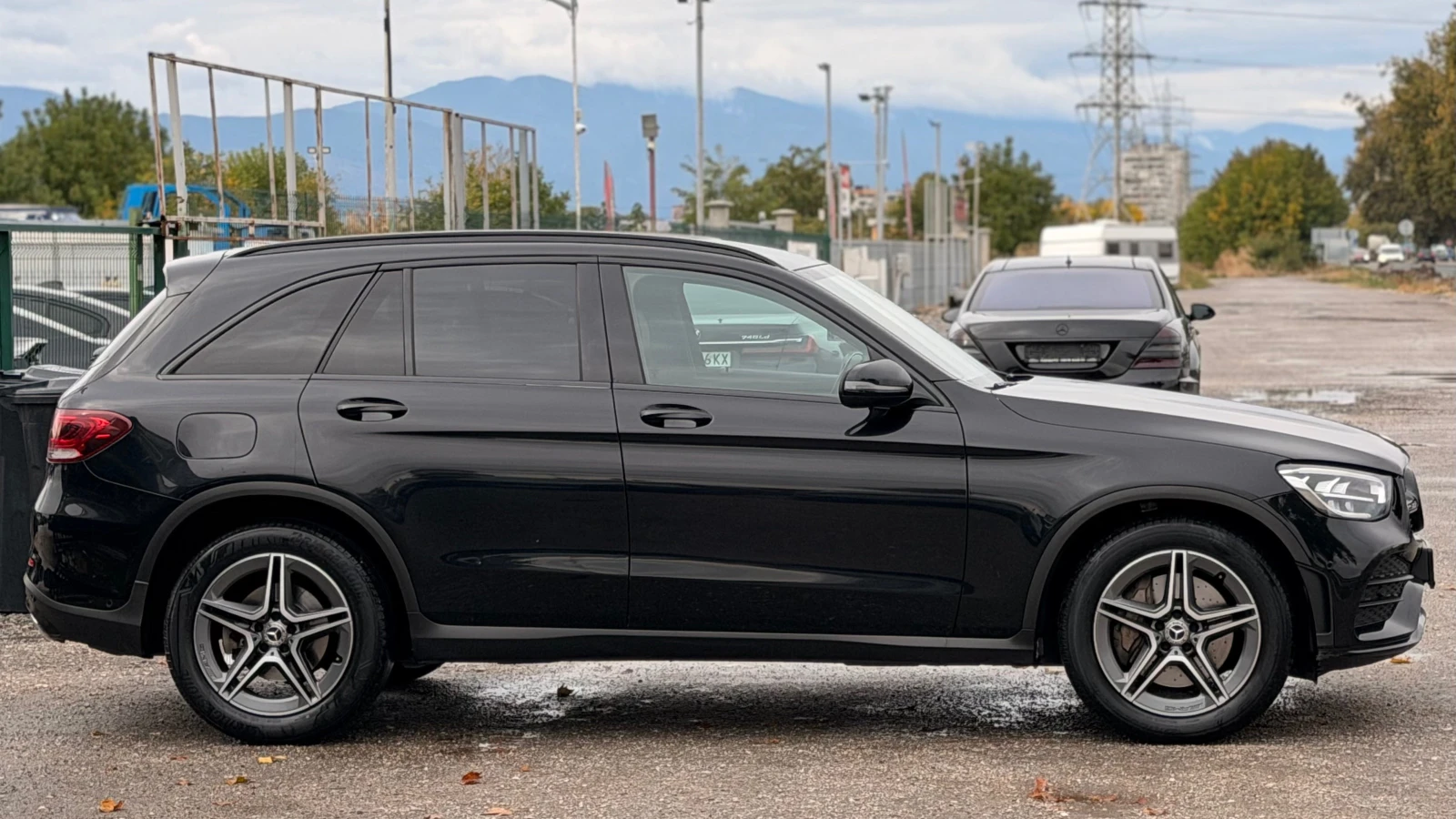 Mercedes-Benz GLC 220 d= 4 Matic= AMG Line= Distronic= Camera= Key Free= | Mobile.bg � ����������� 4