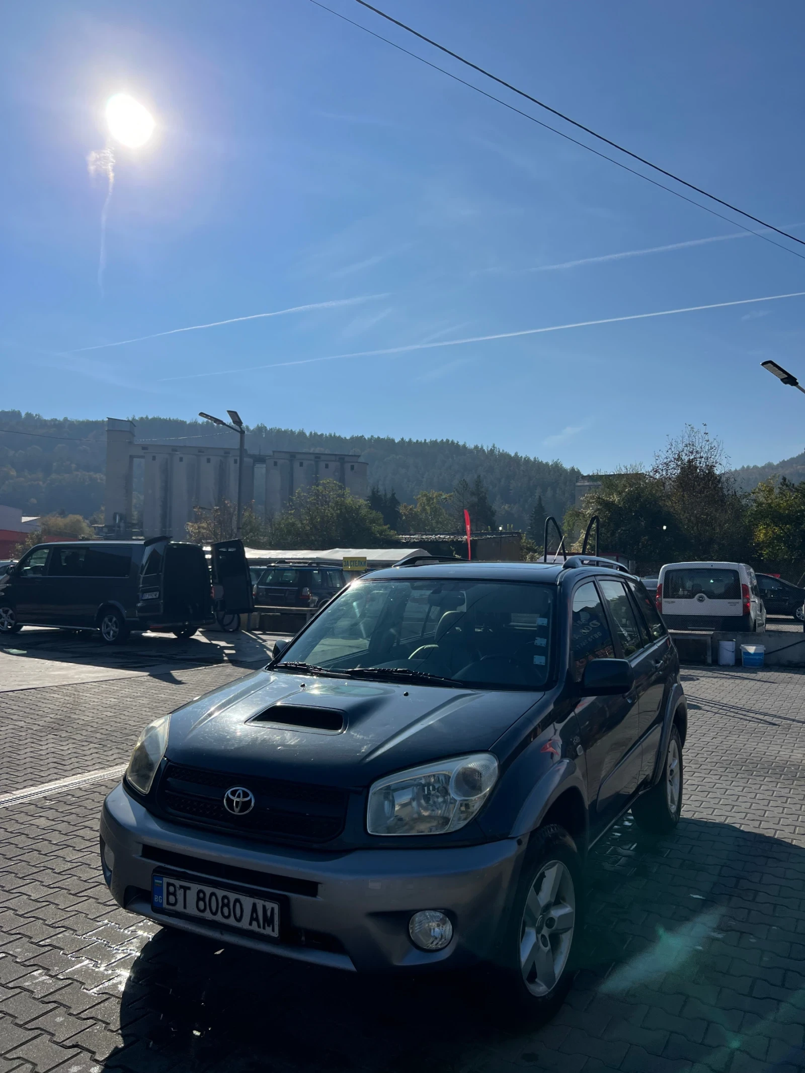 Toyota Rav4 2.0 D4D, снимка 3 - Автомобили и джипове - 56642360