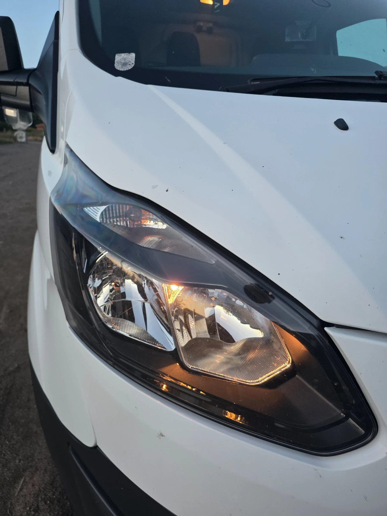 Ford Transit Custom, снимка 8 - Бусове и автобуси - 54908402