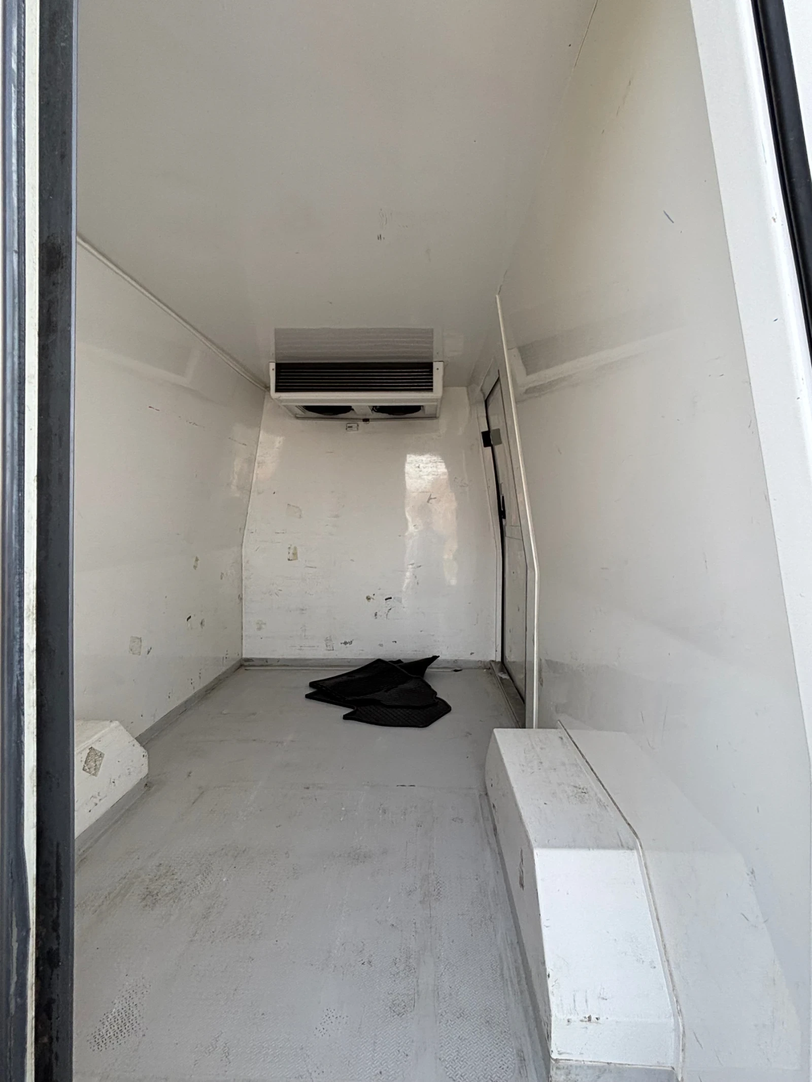 Mercedes-Benz Sprinter 319, снимка 8 - Бусове и автобуси - 55137489