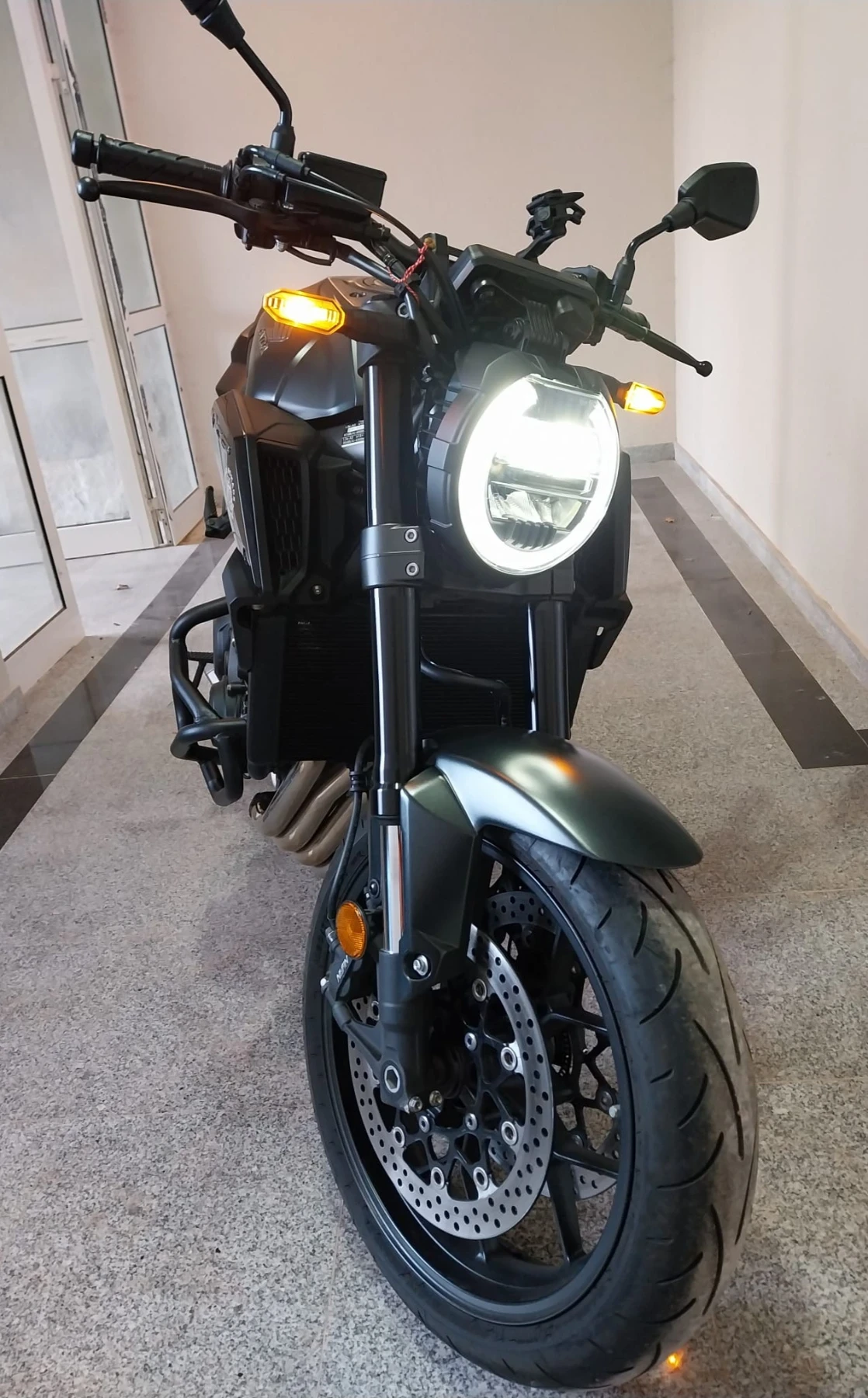 Honda Cb CB650R The Last Black Edition - изображение 3