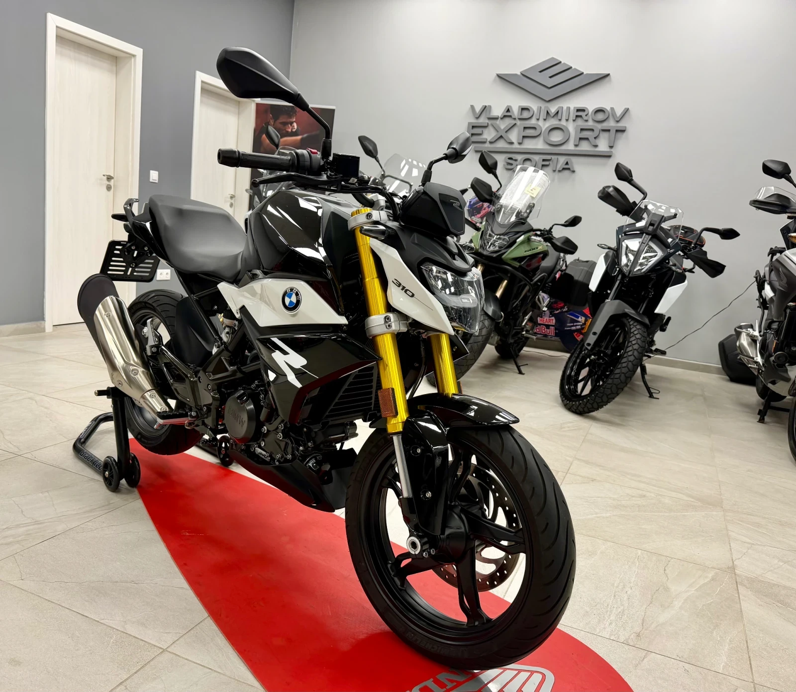 BMW G 310 R 2022 A2