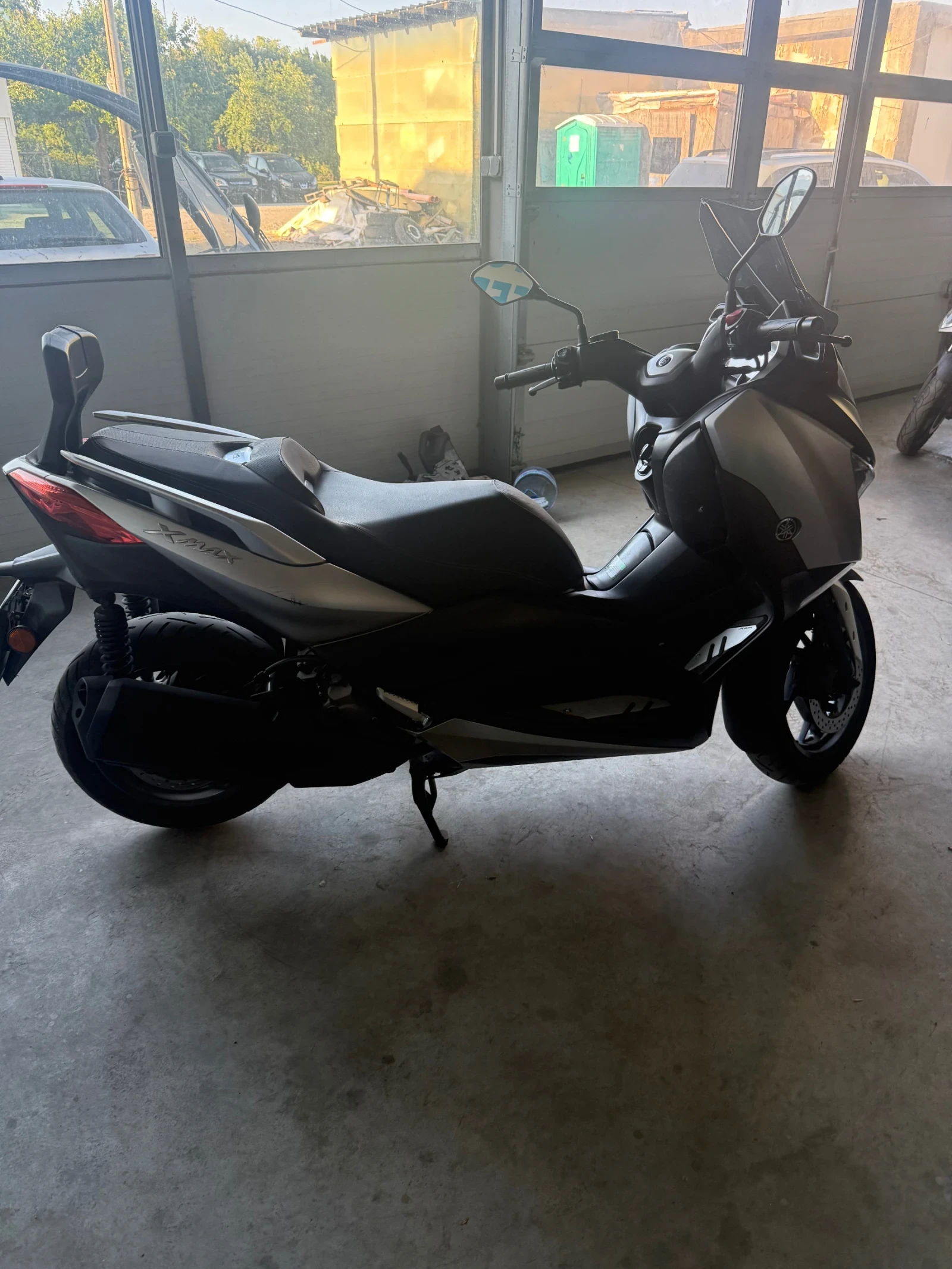 Yamaha X-max 300i-Abs, Tcs-Регистриран!!!, снимка 9 - Мотоциклети и мототехника - 55088356