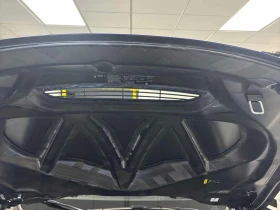 BMW M4 CS  CARFAX, снимка 12