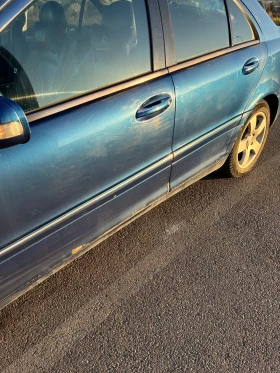 Mercedes-Benz C 220, снимка 5