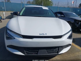 Kia EV6 Light Long Range RWD, снимка 12