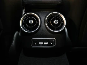 Alfa Romeo Giulia Quadrifoglio RWD * DIS * HARMAN KARDON * ПОДГРЕВИ , снимка 12