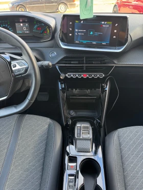 Peugeot 208, снимка 12