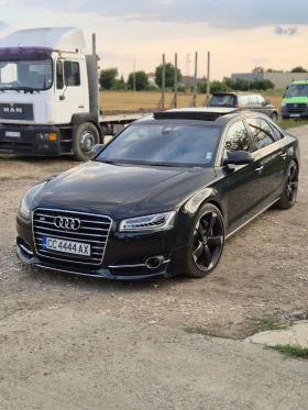 ������ Audi A8