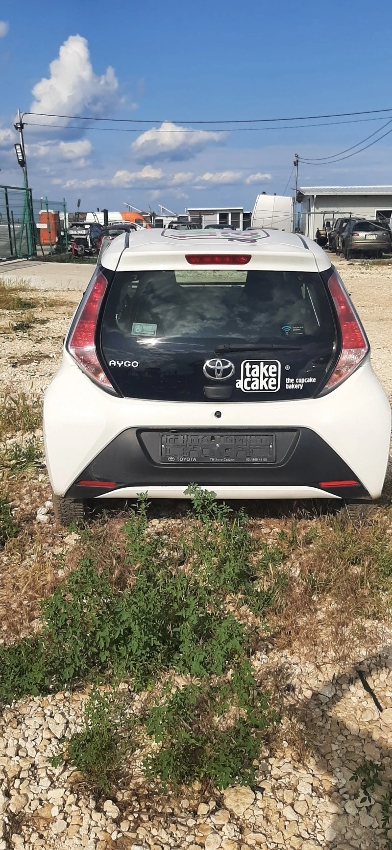 Toyota Aygo 1.0i, снимка 3 - Автомобили и джипове - 41290440