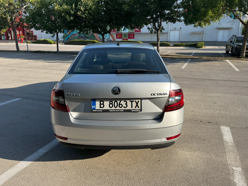 Skoda Octavia 1.6 TDI STYLE, снимка 5 - Автомобили и джипове - 52337676