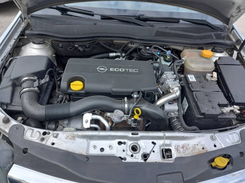Opel Astra 1.7 GTS, снимка 6 - Автомобили и джипове - 46202754