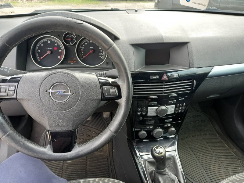 Opel Astra 1.7 GTS, снимка 5 - Автомобили и джипове - 46202754