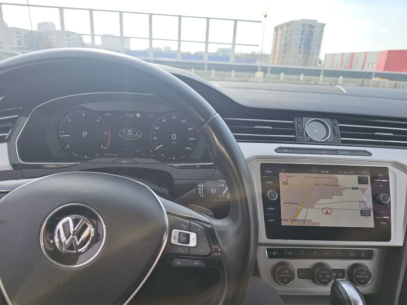 VW Passat, снимка 7 - Автомобили и джипове - 47425221