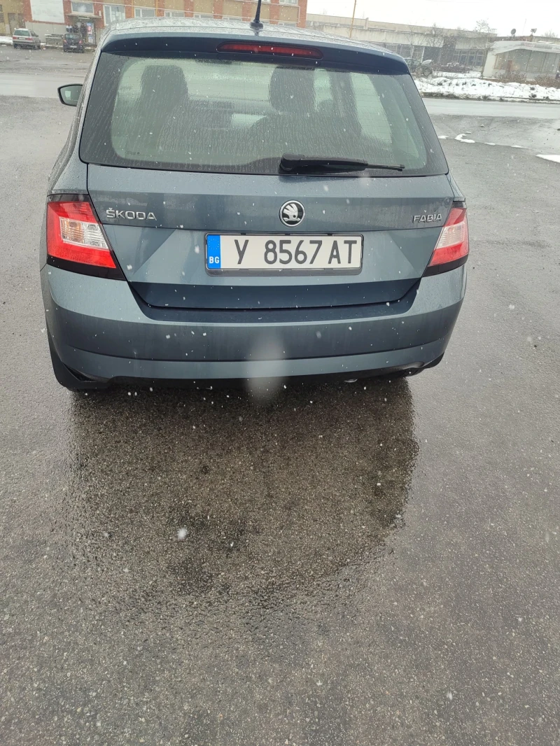 Skoda Fabia, снимка 3 - Автомобили и джипове - 48708451