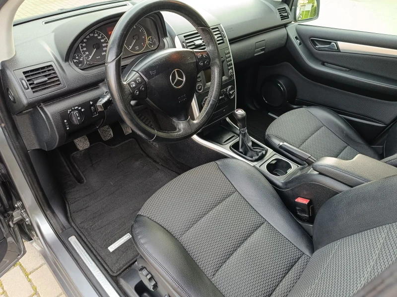 Mercedes-Benz A 160 Facelift/Euro 5, снимка 9 - Автомобили и джипове - 49884521