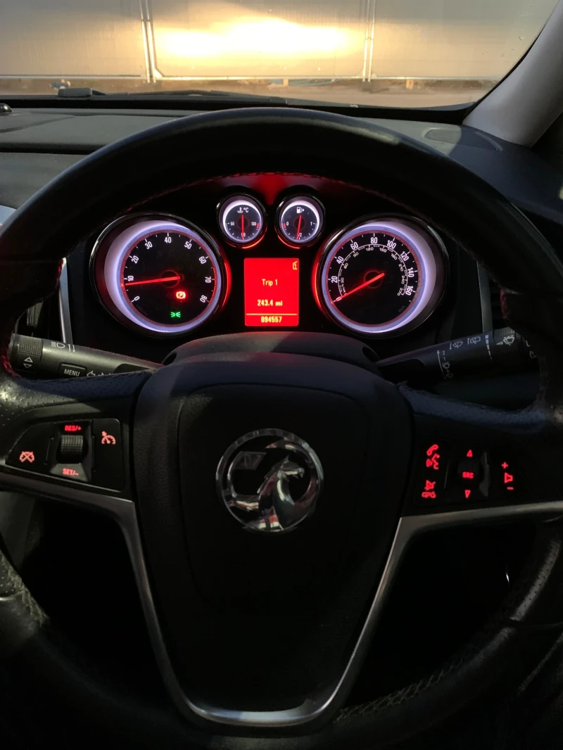 Opel Astra 1.6 SRI, снимка 4 - Автомобили и джипове - 51795137