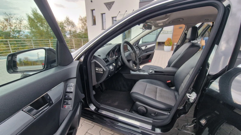 Mercedes-Benz C 250 ЛИЗИНГ, снимка 9 - Автомобили и джипове - 52223438