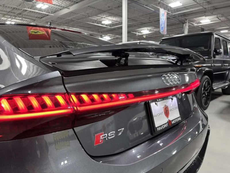 Audi Rs7 Sportback  CARFAX, снимка 8 - Автомобили и джипове - 52645612