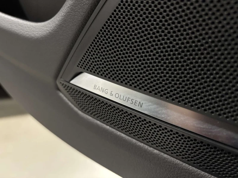 Audi Rs7 Sportback  CARFAX, снимка 14 - Автомобили и джипове - 52645612