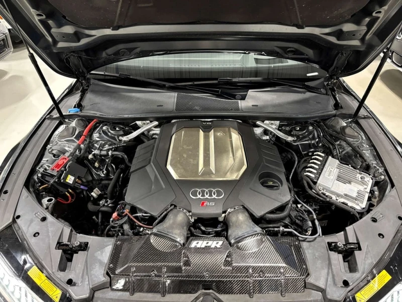 Audi Rs7 Sportback  CARFAX, снимка 3 - Автомобили и джипове - 52645612