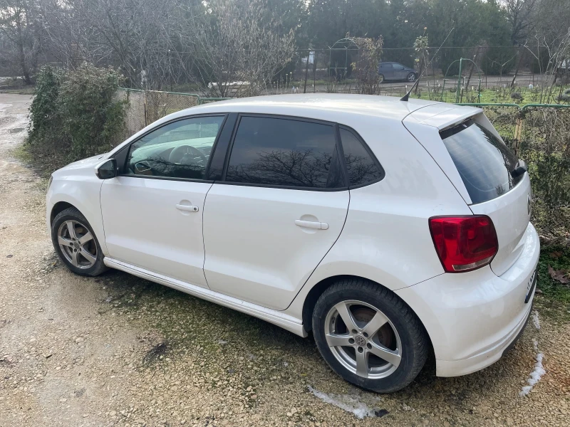 VW Polo, снимка 2 - Автомобили и джипове - 53258752