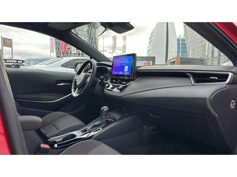 Toyota Corolla HB 1.8 HYB EXECUTIVE - изображение 6