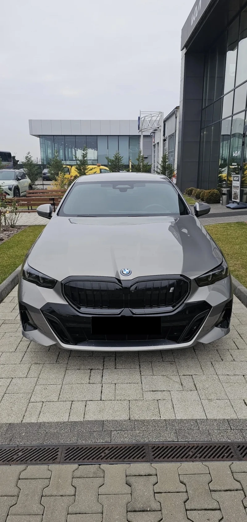 BMW i5 xDrive M-Sport - 134990 лв. / 69019.29 € - 37505516 1
