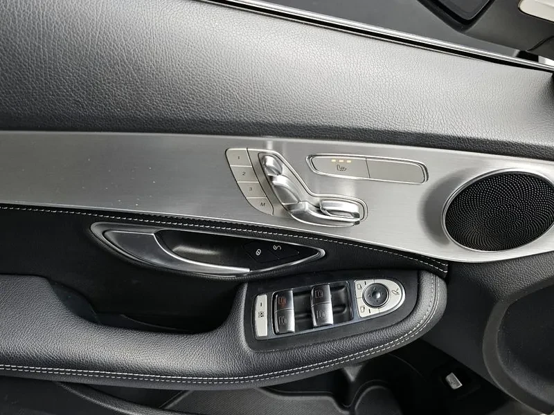 Mercedes-Benz C 180, снимка 17 - Автомобили и джипове - 52825118