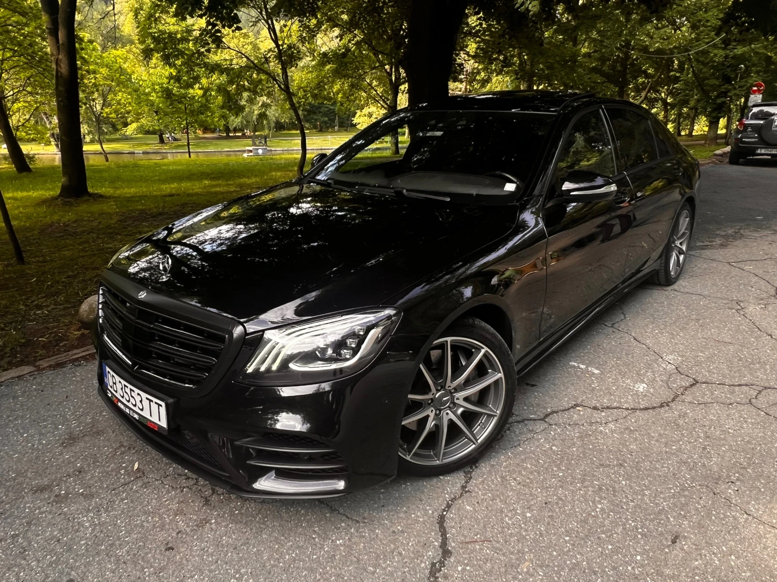 Mercedes-Benz S 560 AMG LINE / 3x TV / LONG - изображение 2