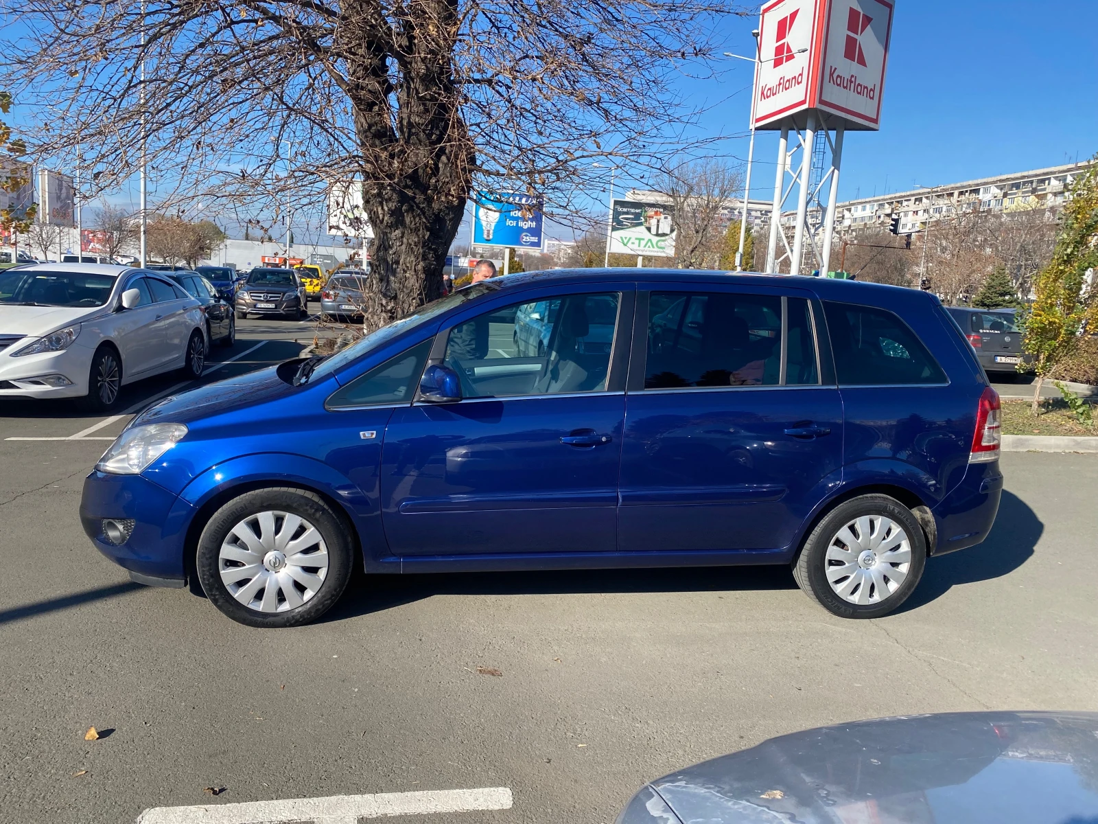 Opel Zafira 1, 9 CDTI Автоматик 7 места - изображение 2