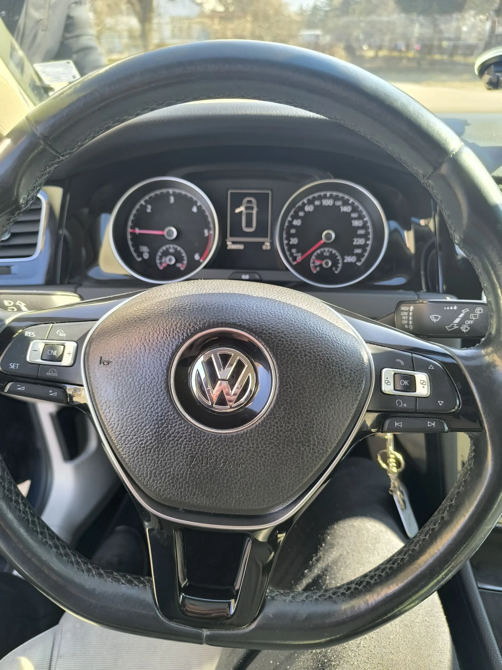 VW Golf  - изображение 8