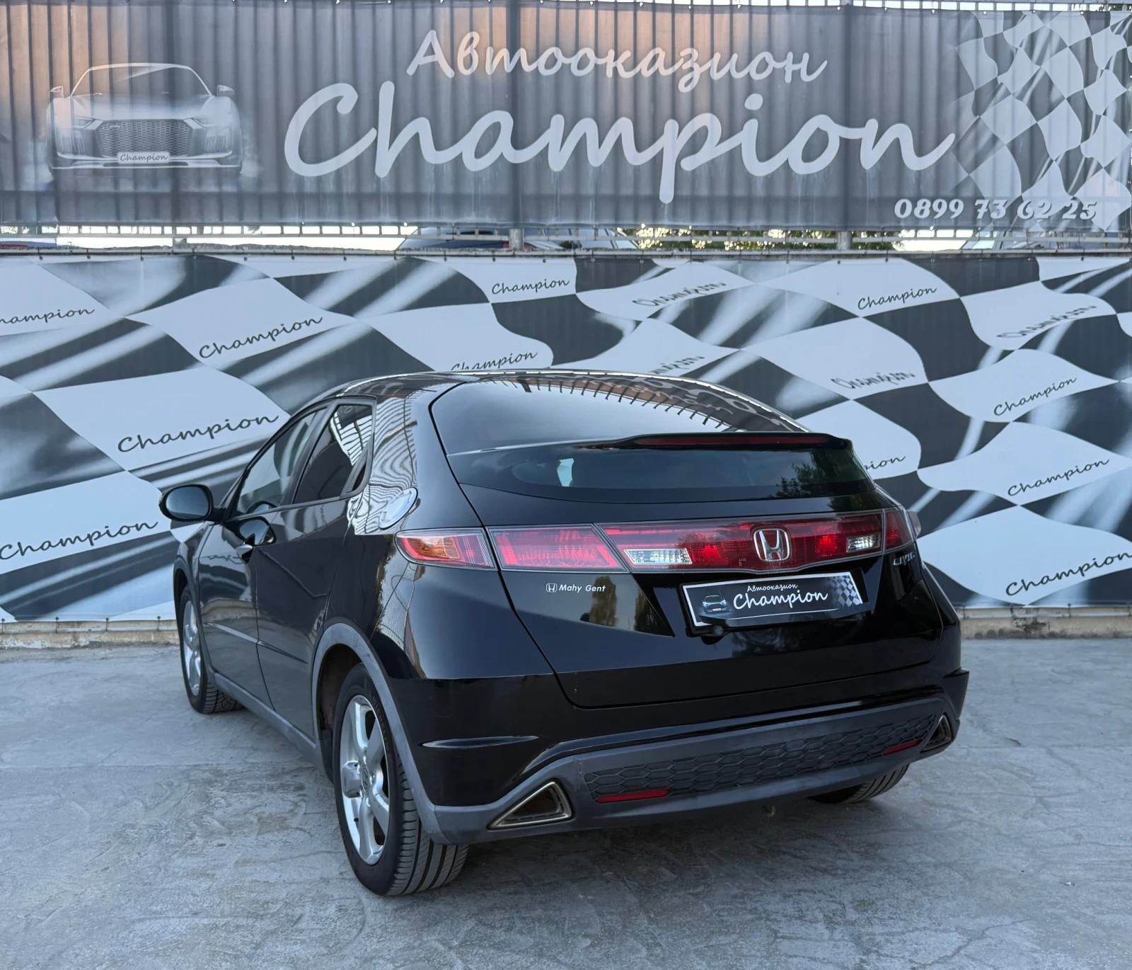 Honda Civic Бензин - изображение 4