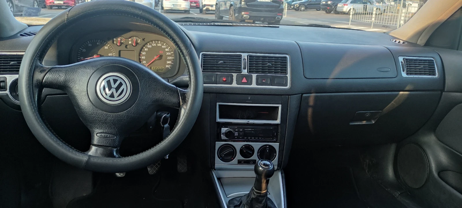 VW Golf 1.6 - изображение 10