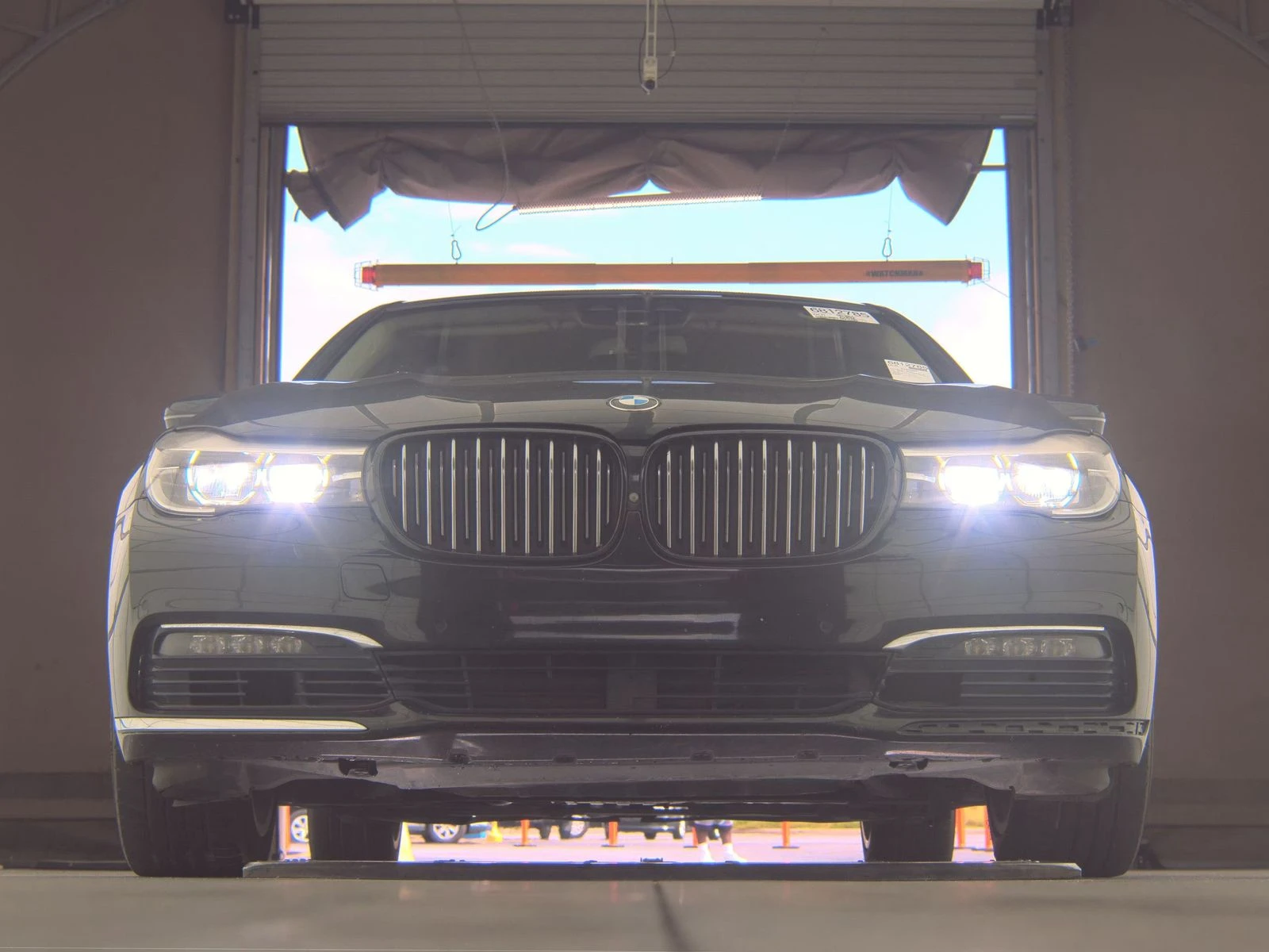 BMW 740 ДИГИТАЛНО* ТАБЛО* ПОДГРЕВ* 360КАМЕРА* ДИСТРОНИК* К - изображение 5