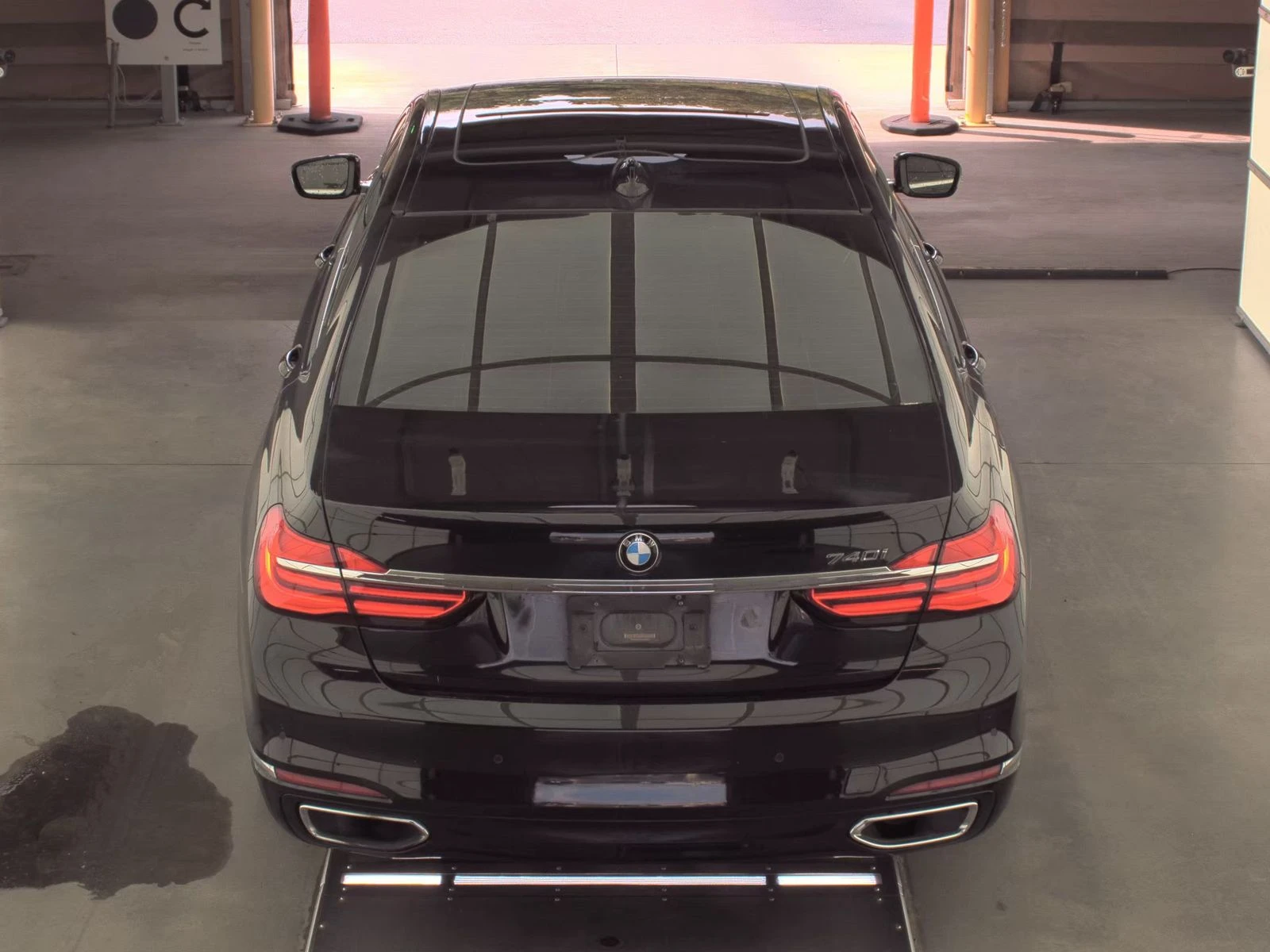 BMW 740 ДИГИТАЛНО* ТАБЛО* ПОДГРЕВ* 360КАМЕРА* ДИСТРОНИК* К - изображение 8