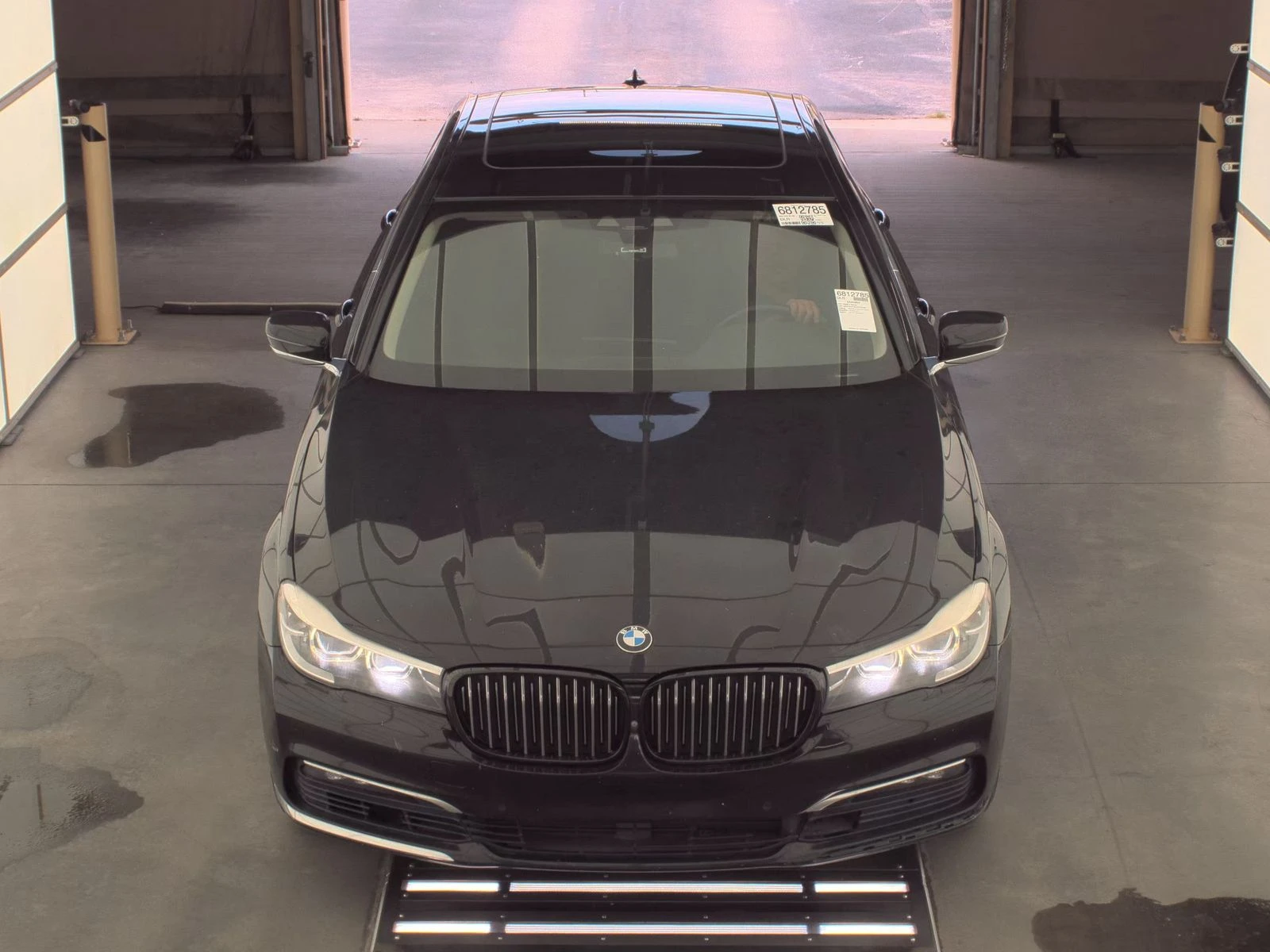 BMW 740 ДИГИТАЛНО* ТАБЛО* ПОДГРЕВ* 360КАМЕРА* ДИСТРОНИК* К - изображение 7