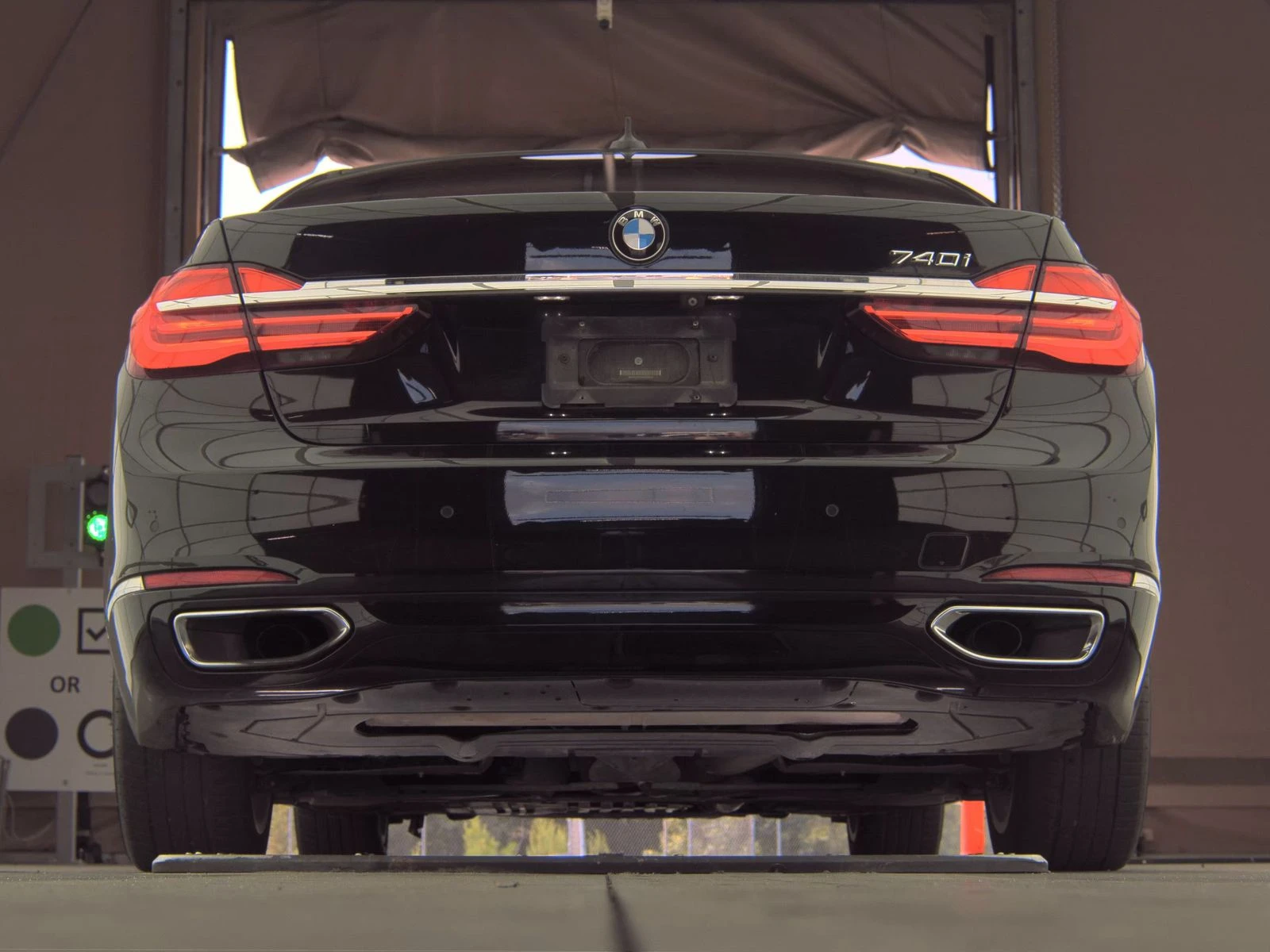 BMW 740 ДИГИТАЛНО* ТАБЛО* ПОДГРЕВ* 360КАМЕРА* ДИСТРОНИК* К - изображение 6