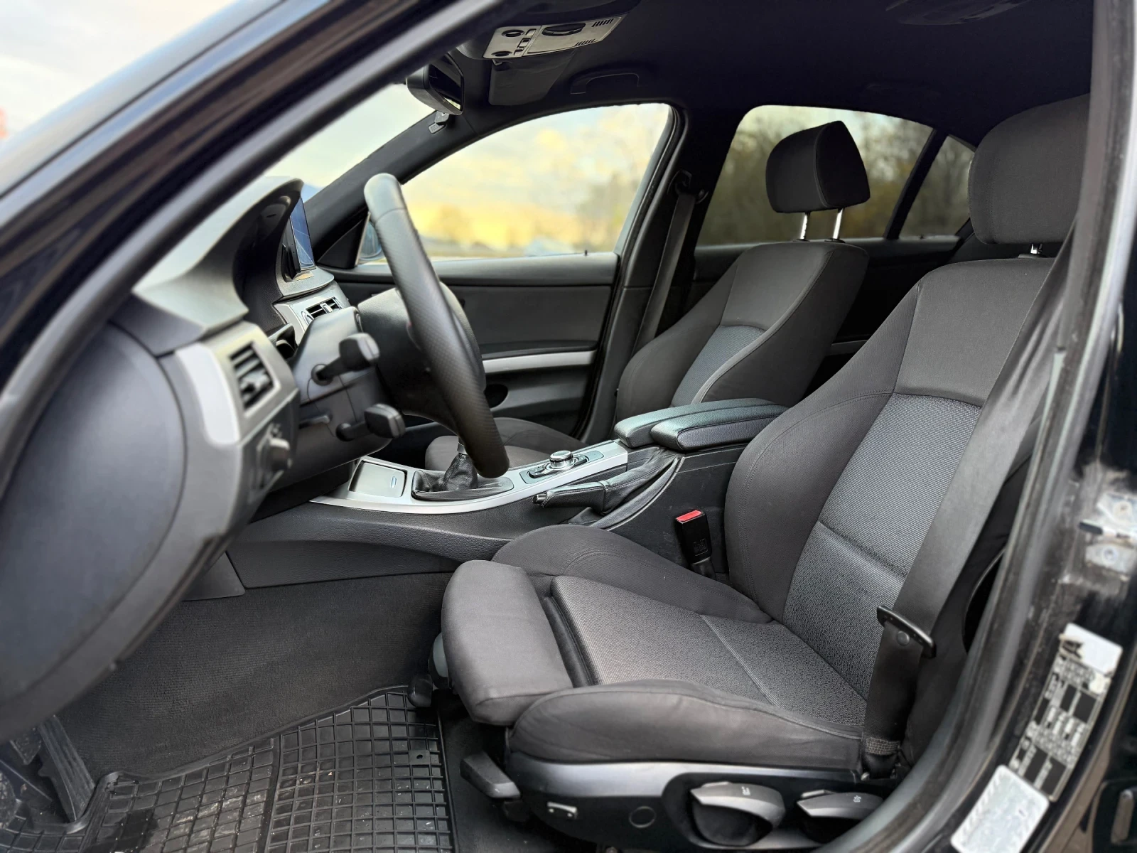 BMW 330 3.0D~231hp~M-PACKET~НАВИ - изображение 10