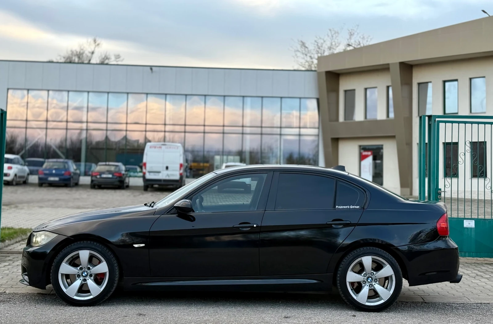 BMW 330 3.0D~231hp~M-PACKET~НАВИ - изображение 8