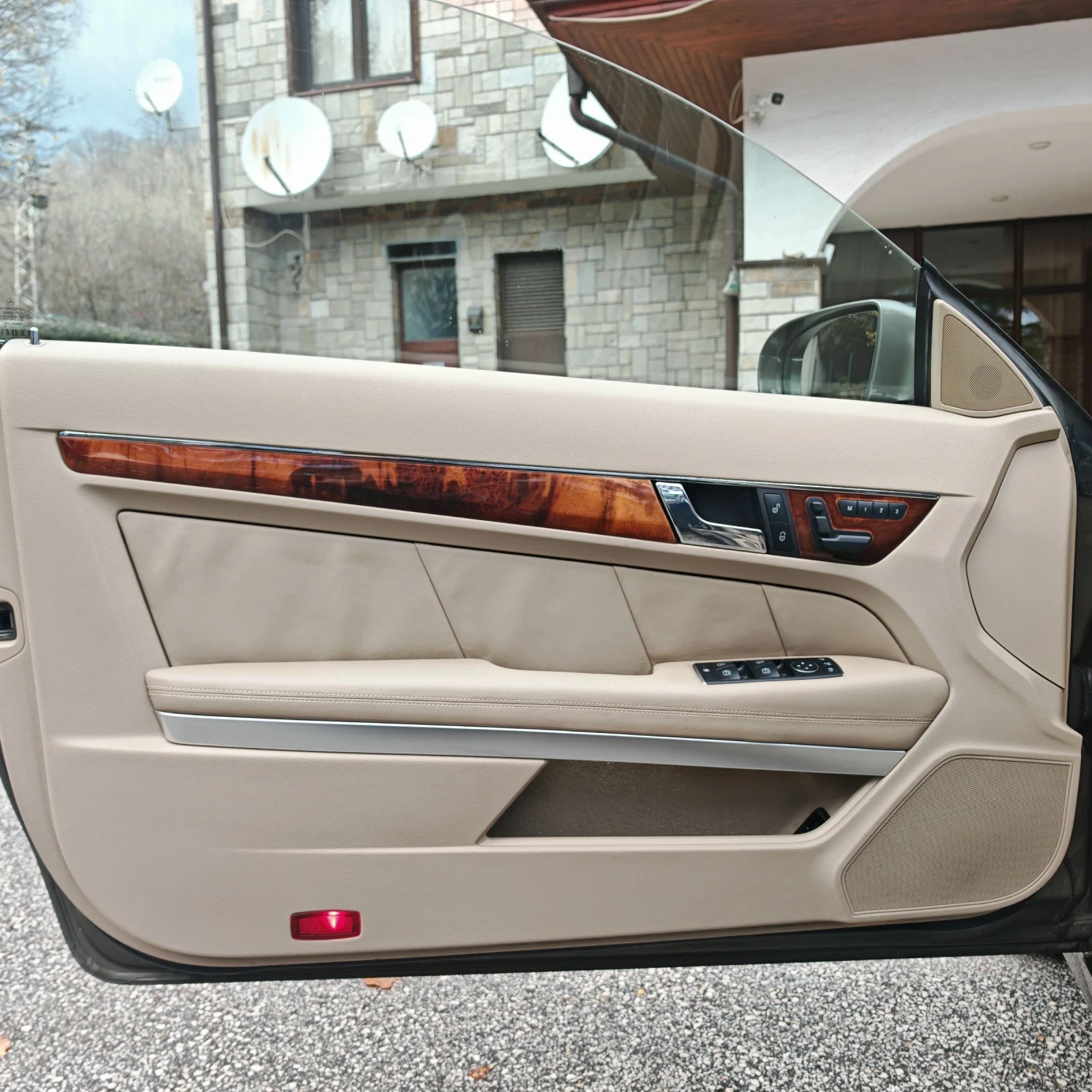 Mercedes-Benz E 500 500 V8(388.) | Mobile.bg   14