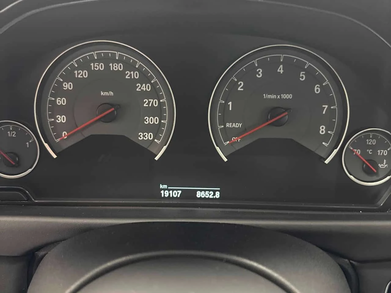 BMW M4 CS  CARFAX - изображение 8