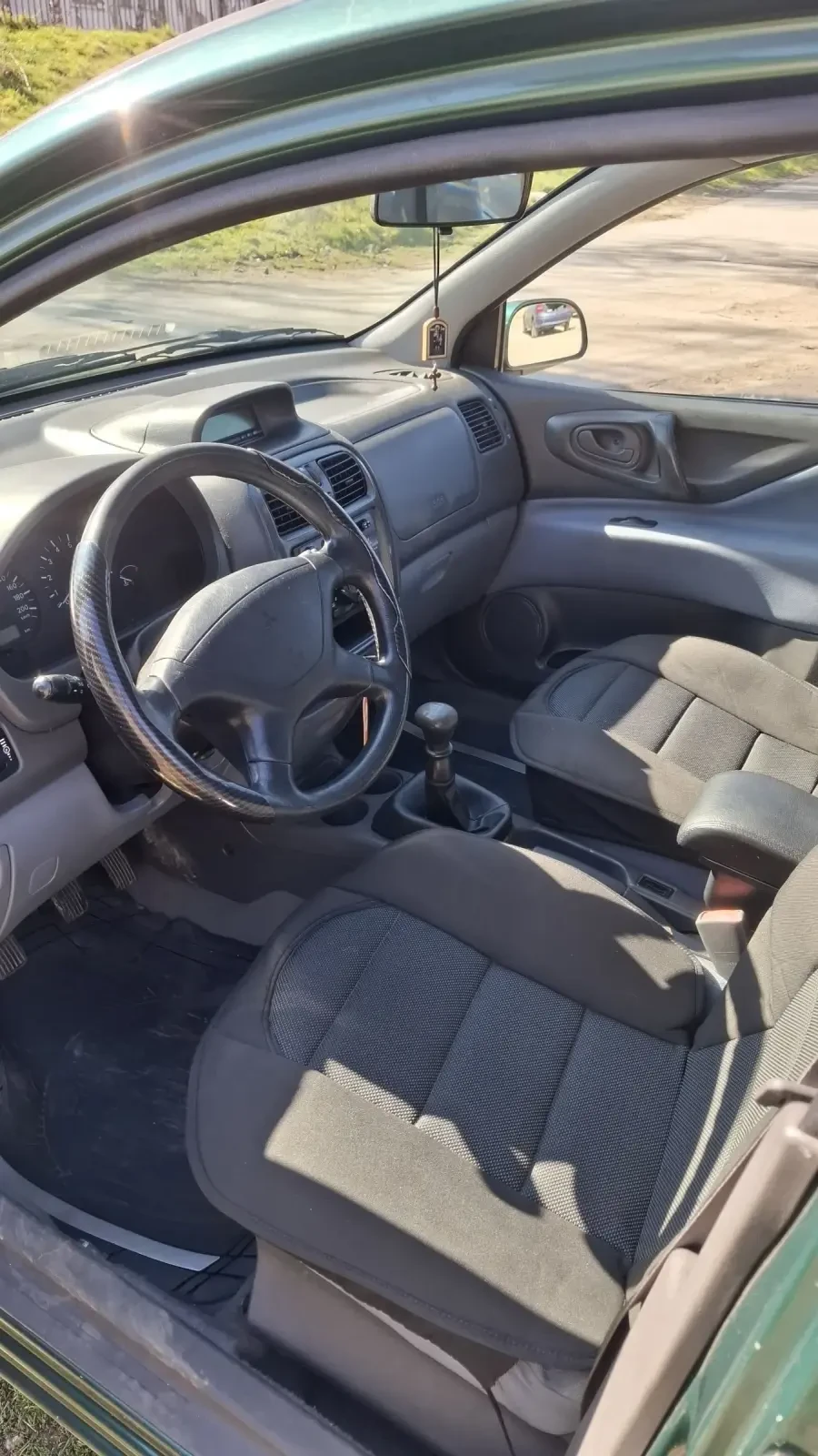 Mitsubishi Space star 1.3 82кс, снимка 11 - Автомобили и джипове - 53818143