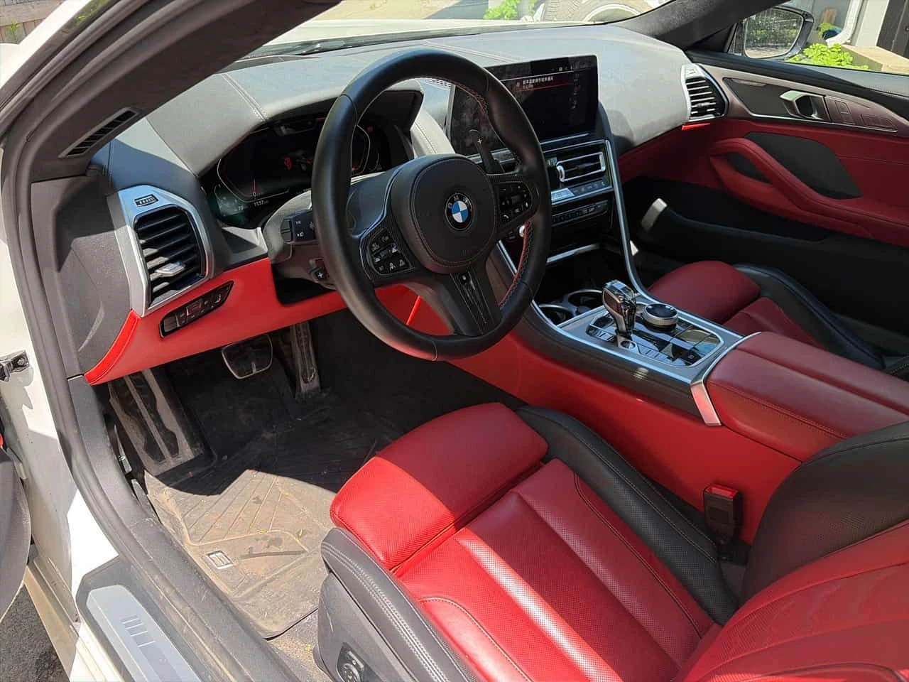 BMW 850 * CARFAX * АВТОКРЕДИТ БЕЗ ПЪРВОНАЧАЛНА ВНОСКА, снимка 7 - Автомобили и джипове - 54698066