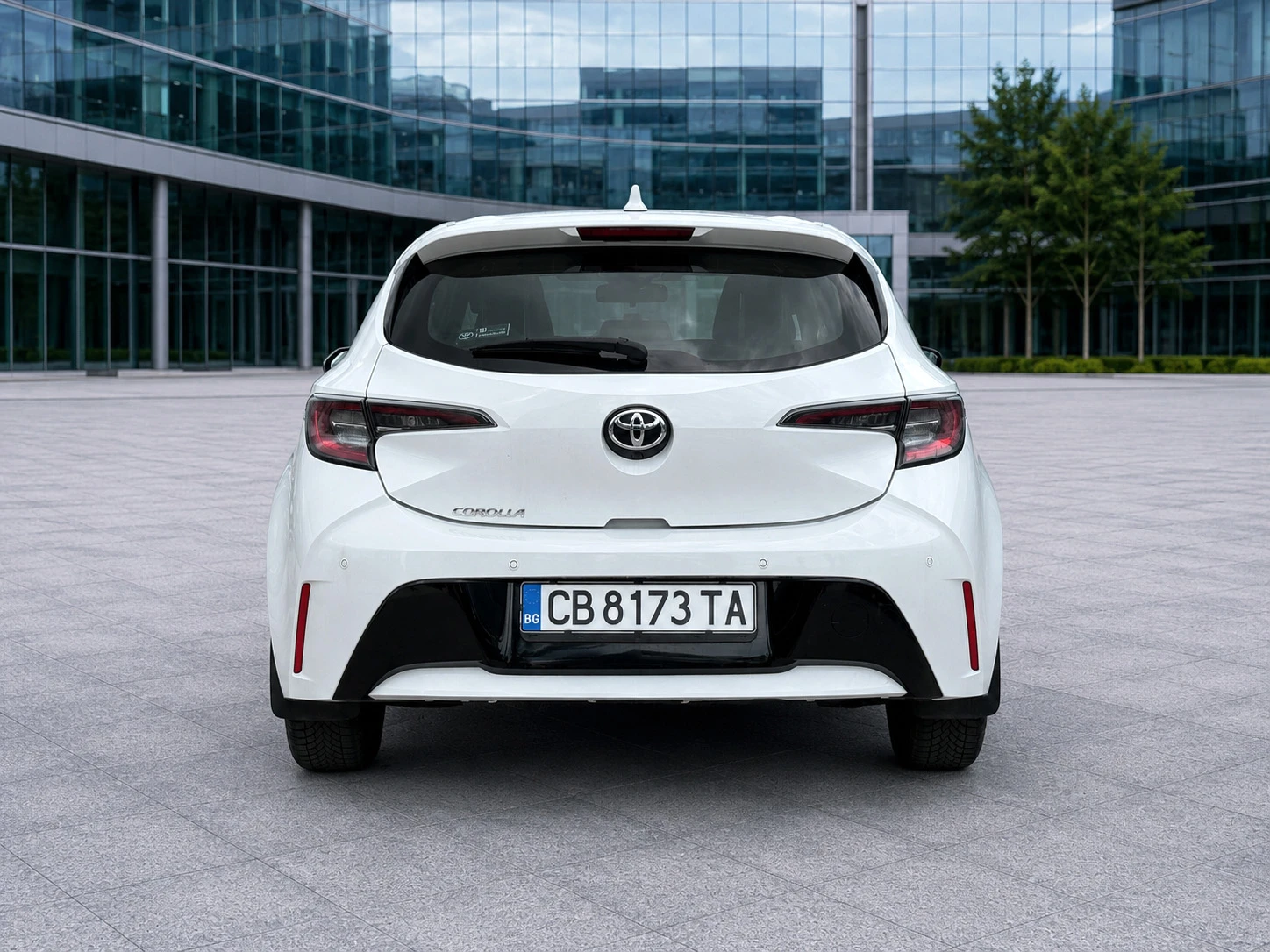 Toyota Corolla 1.2 TURBO Гаранционен!, снимка 5 - Автомобили и джипове - 54787209